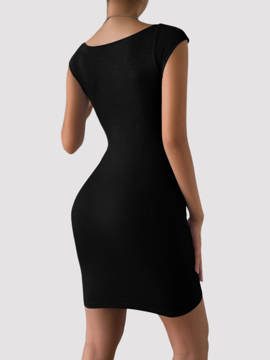 Elegant Black Bodycon Mini Dress with Sweetheart Neckline